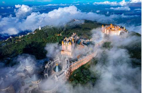 Ba Na Hills Tickets 2025 – Golden Bridge Da Nang Trip.com
